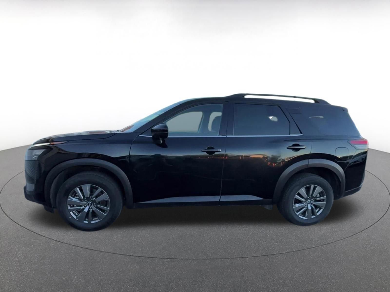 Thumbnail: 2025 Nissan Pathfinder - 9