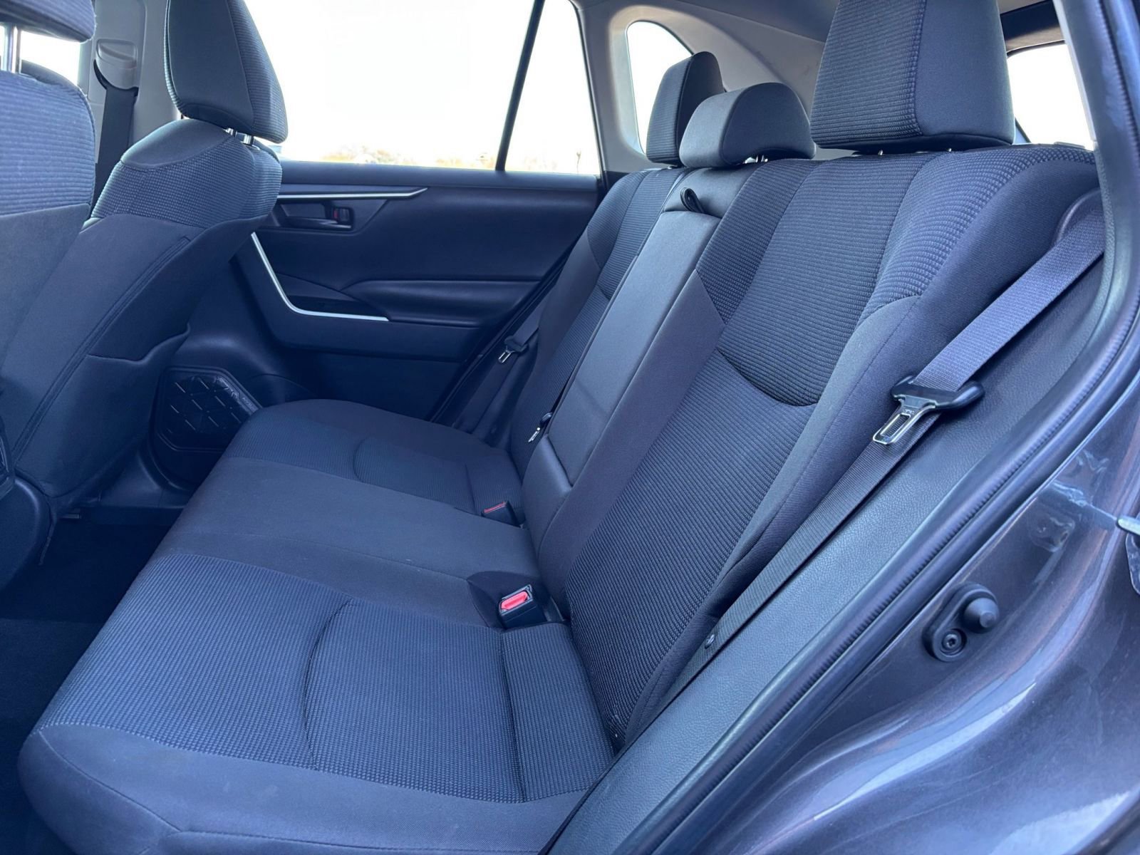 Thumbnail: 2025 Toyota RAV4 - 24