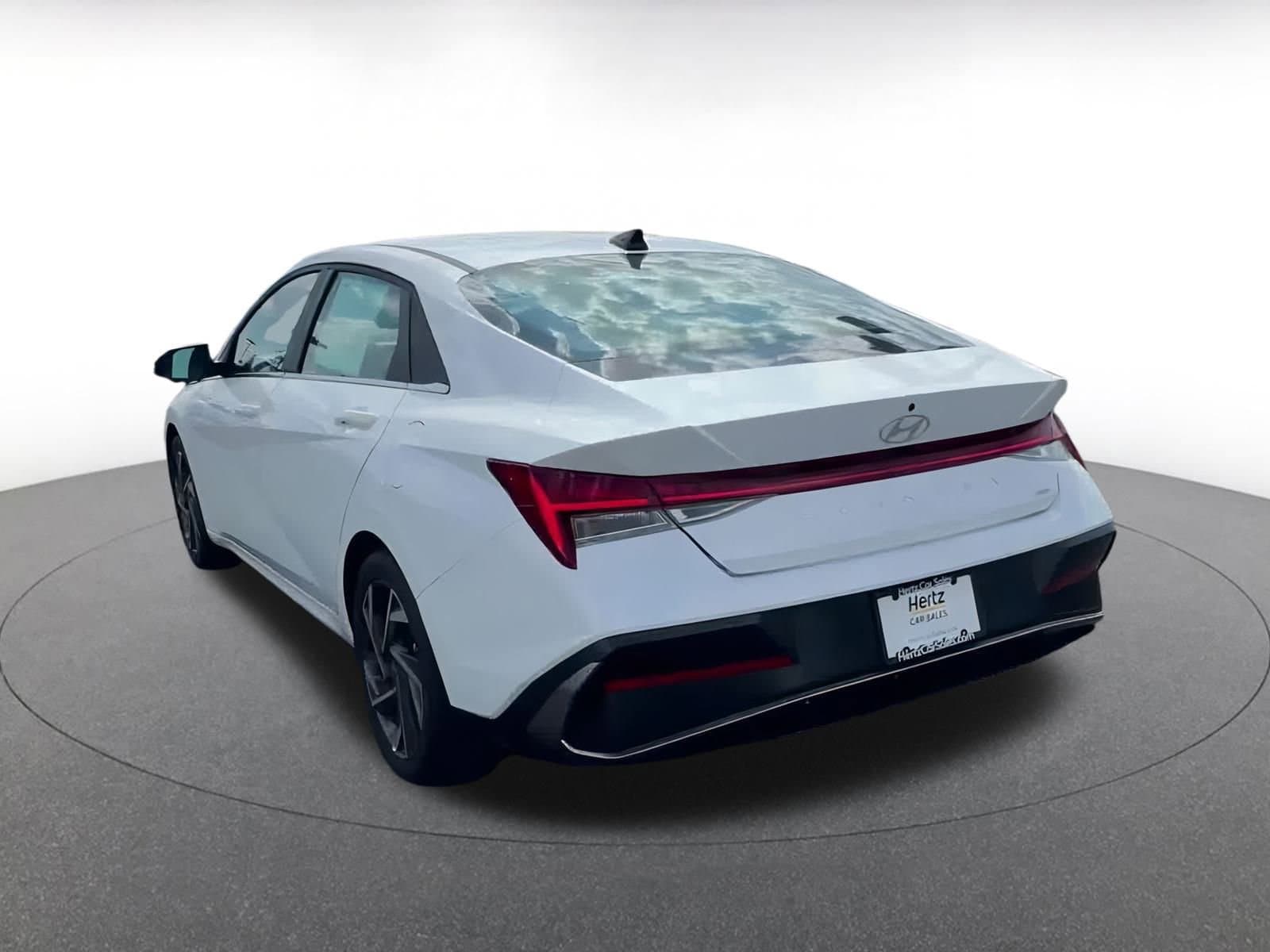 Thumbnail: 2025 Hyundai Elantra - 11