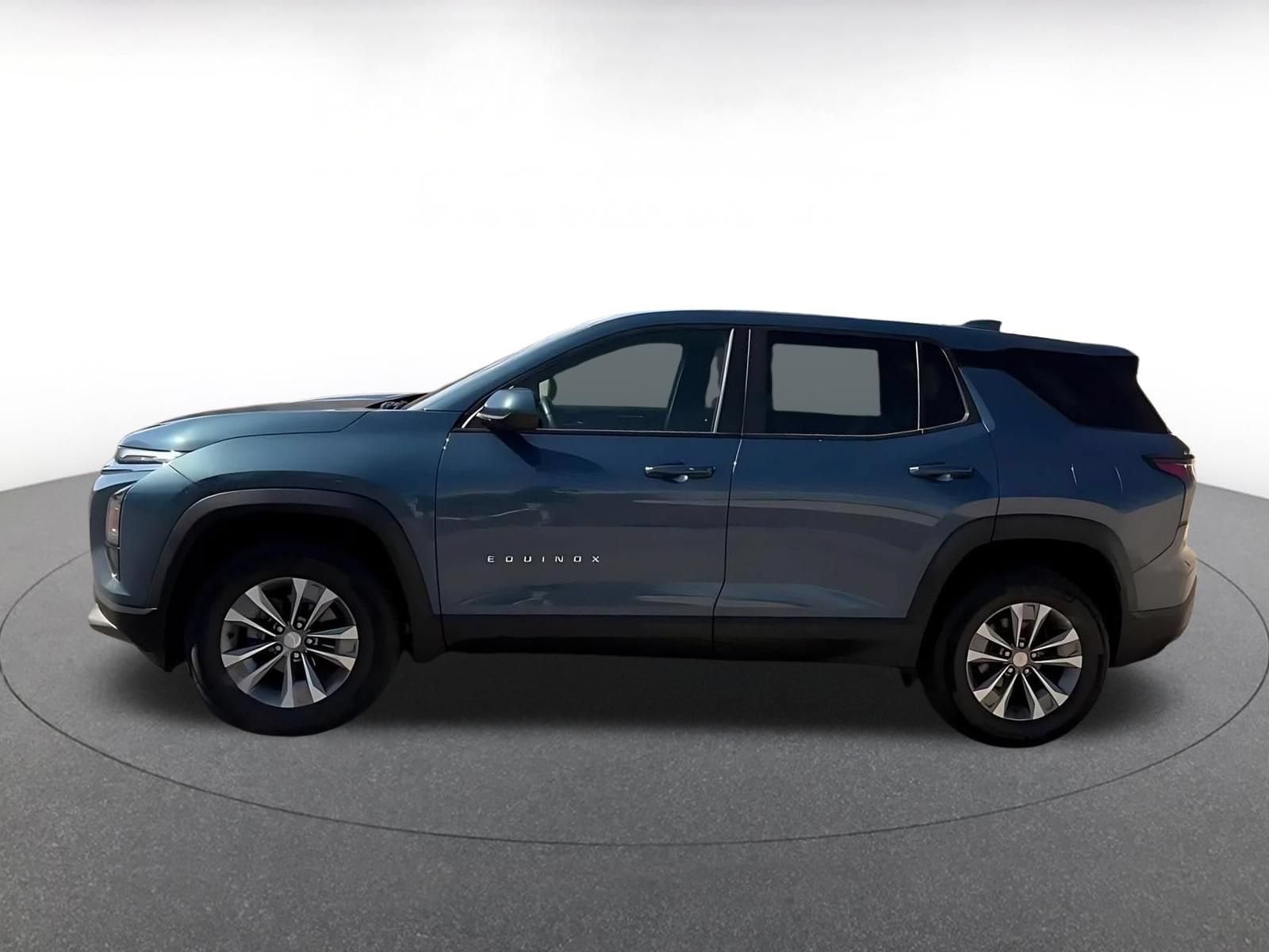 Thumbnail: 2025 Chevrolet Equinox - 9