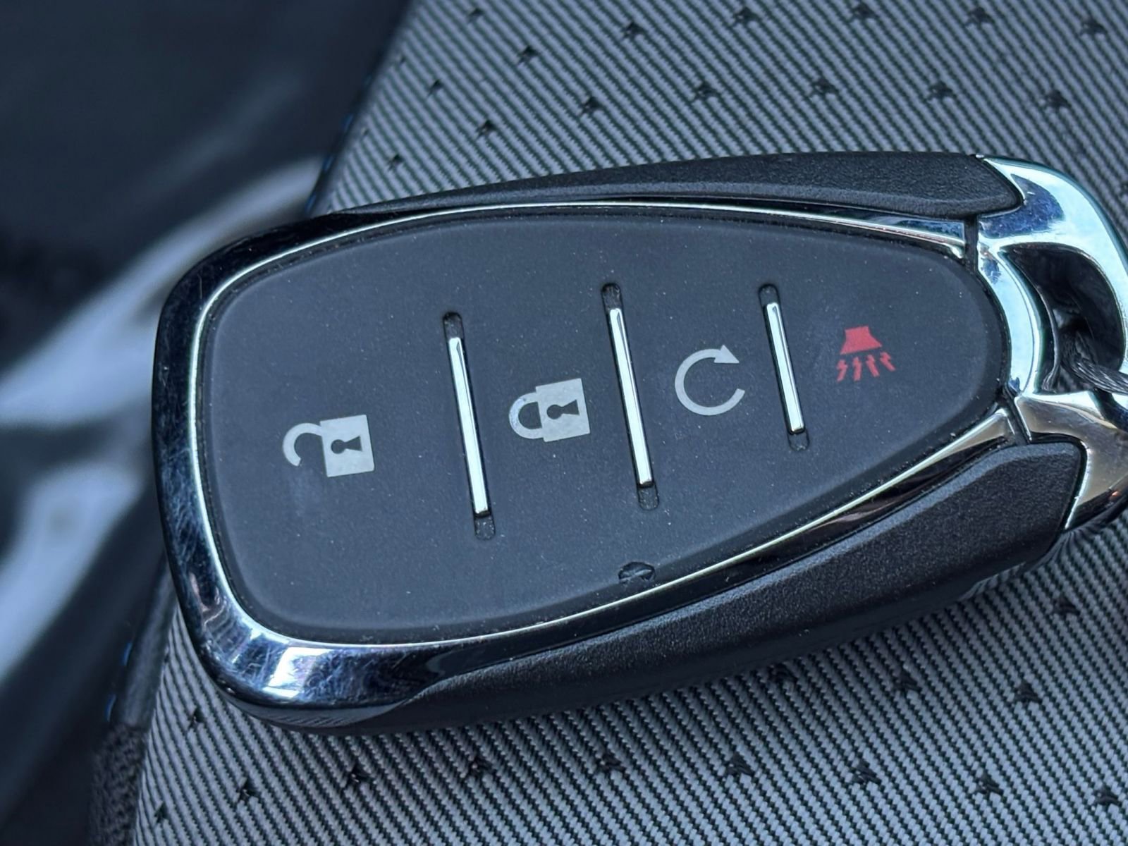 Thumbnail: 2025 Chevrolet Trax - 21