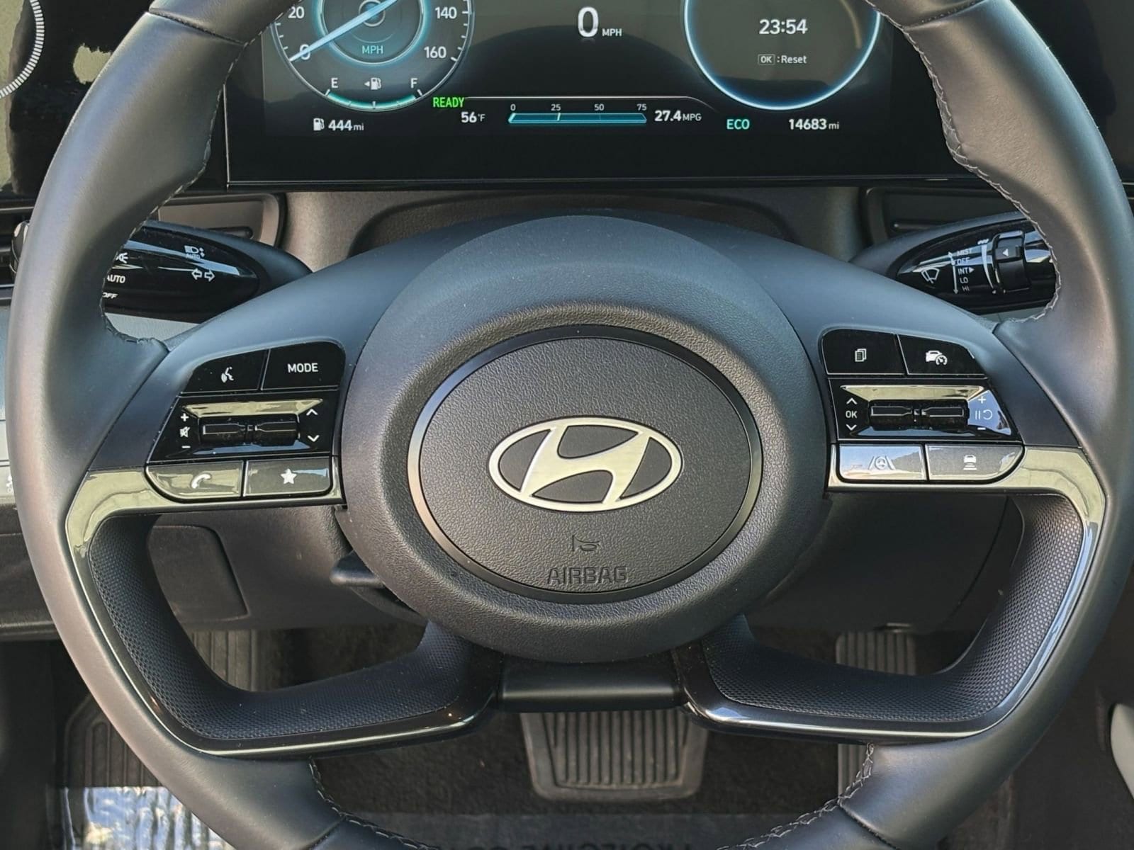 Thumbnail: 2025 Hyundai Elantra - 29