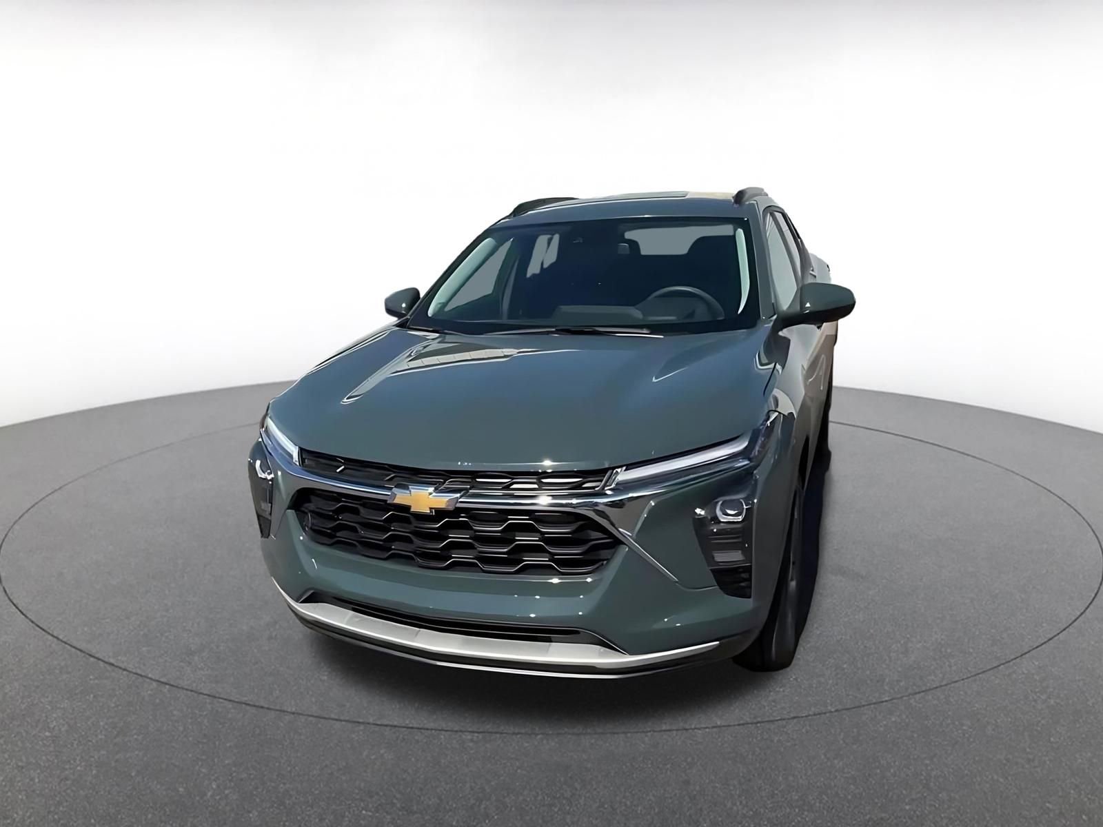Thumbnail: 2025 Chevrolet Trax - 7