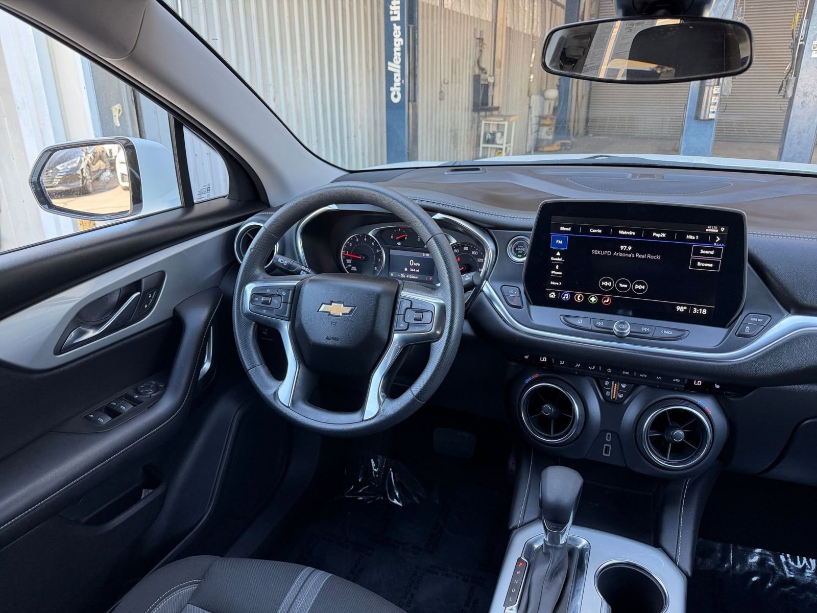 Thumbnail: 2025 Chevrolet Blazer - 35