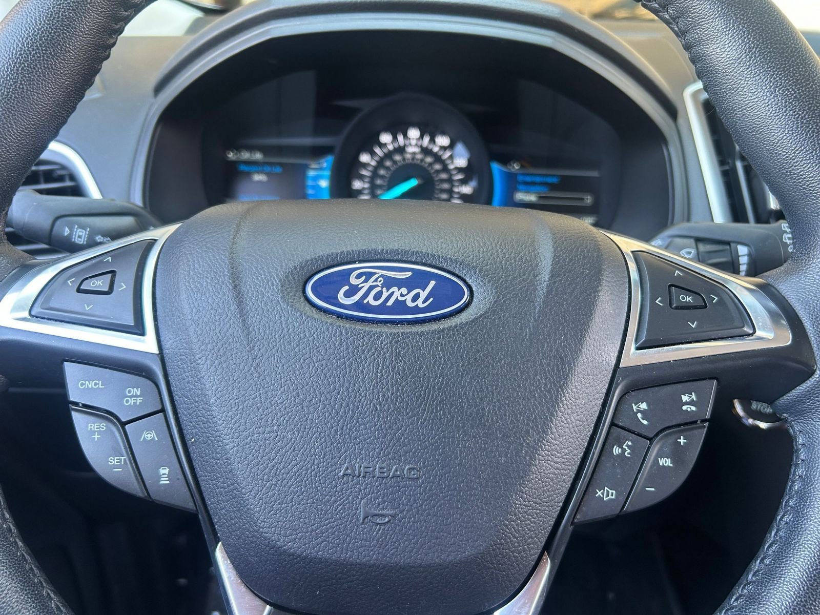 Thumbnail: 2024 Ford Edge - 28