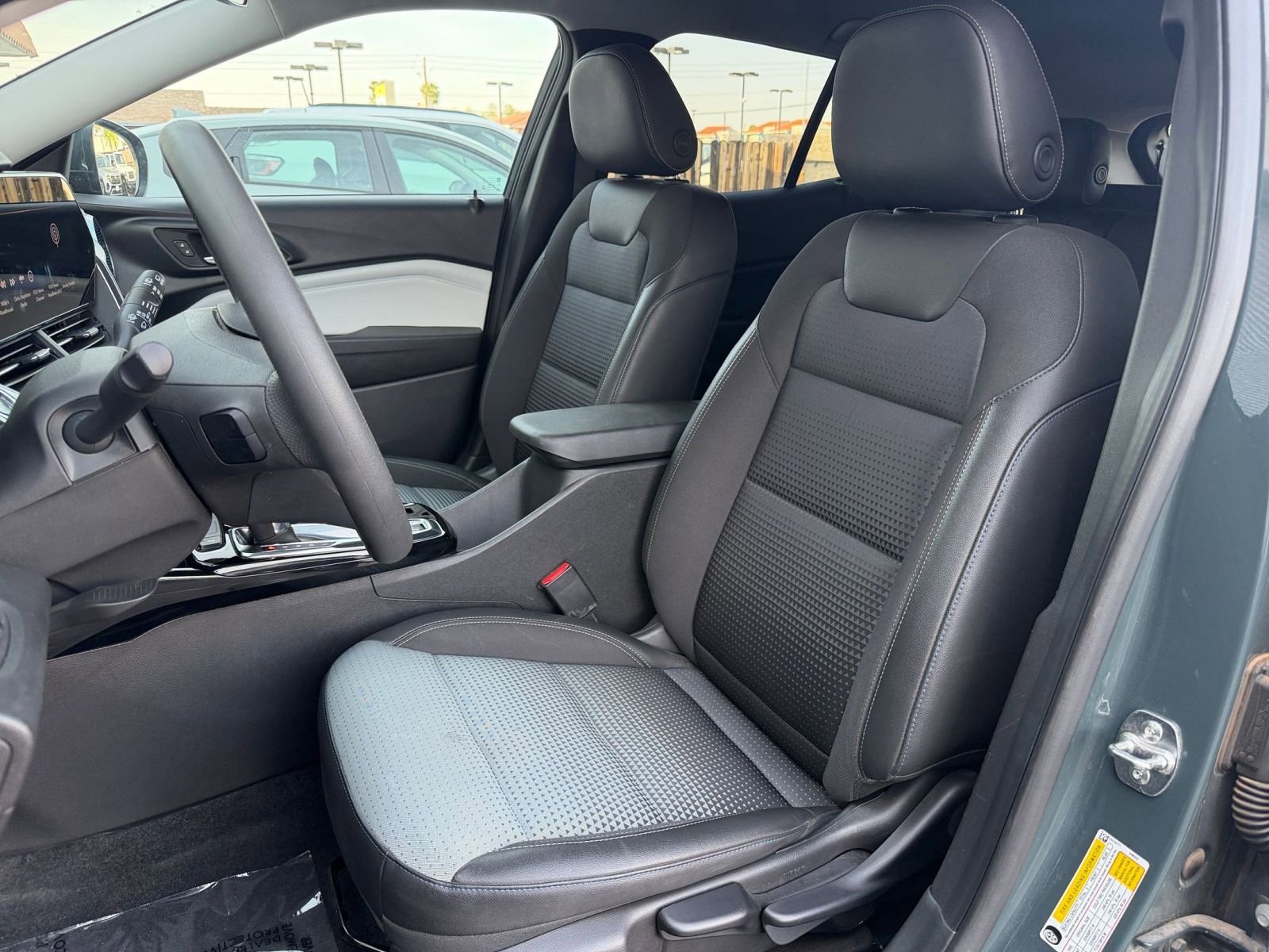 Thumbnail: 2025 Chevrolet Trax - 35