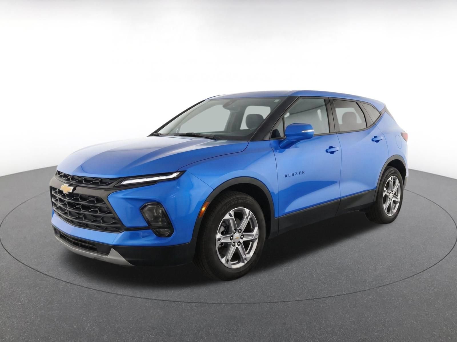 Thumbnail: 2025 Chevrolet Blazer - 3