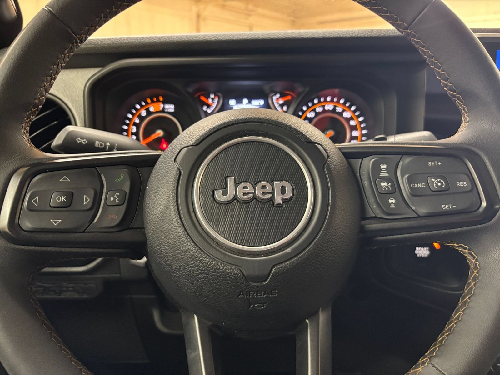 Thumbnail: 2025 Jeep Wrangler - 21