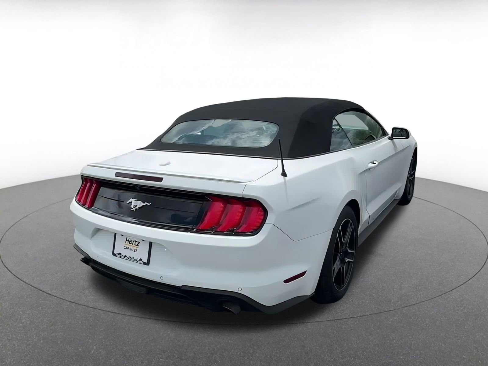 Thumbnail: 2022 Ford Mustang - 12