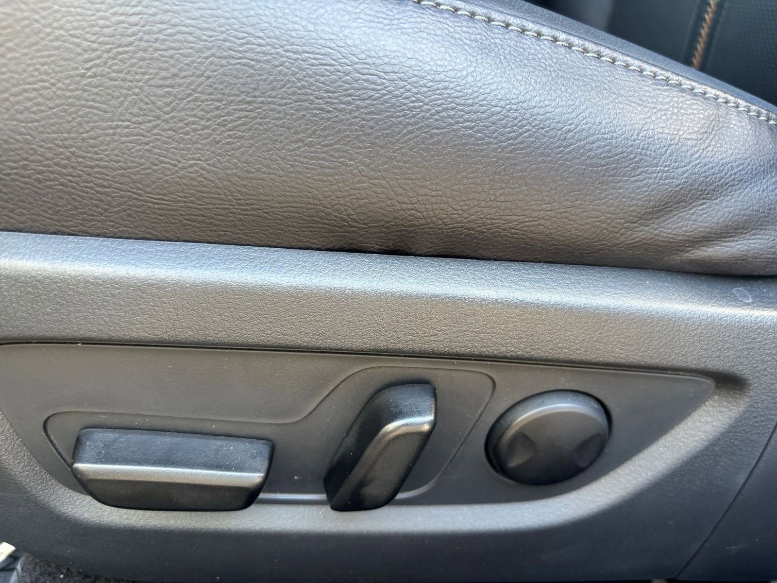 Thumbnail: 2025 Mazda CX-50 - 22