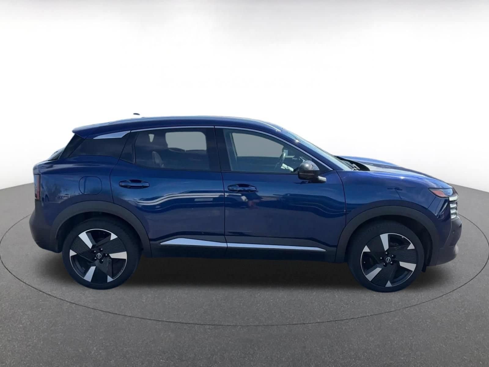Thumbnail: 2026 Nissan Kicks - 15