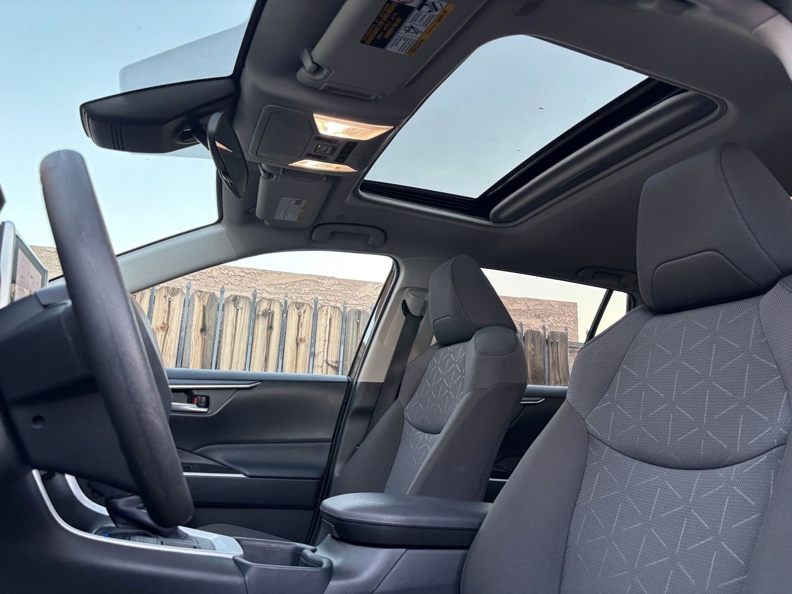 Thumbnail: 2025 Toyota RAV4 - 22