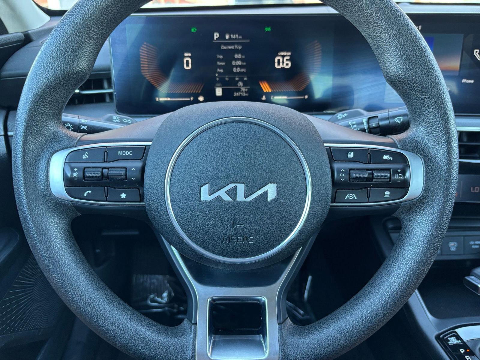 Thumbnail: 2025 Kia K5 - 27