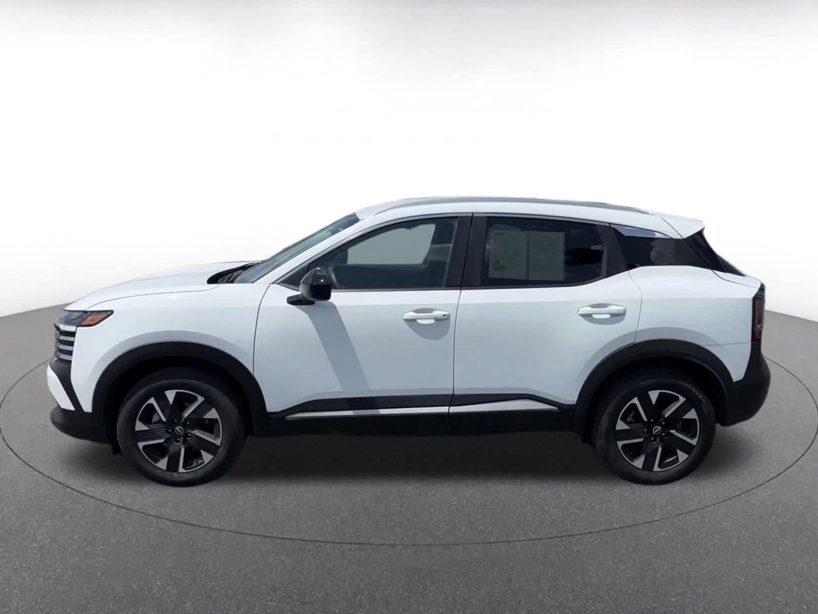 Thumbnail: 2026 Nissan Kicks - 7