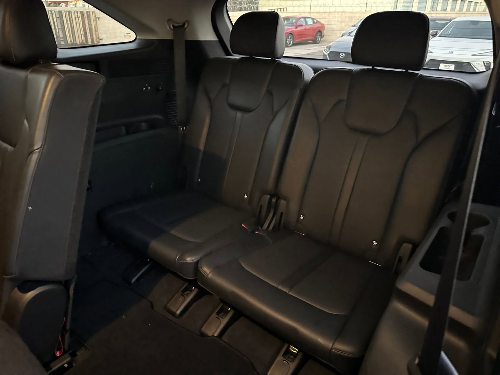 Thumbnail: 2024 Kia Sorento - 17