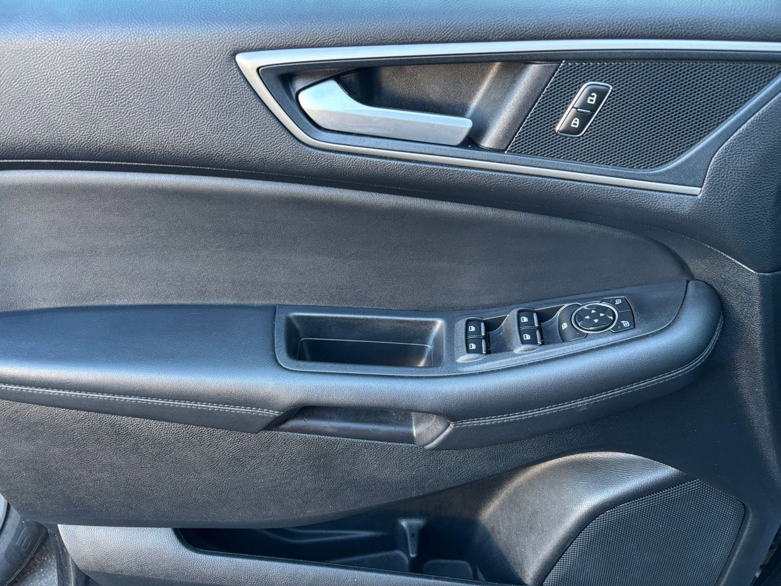 Thumbnail: 2024 Ford Edge - 18