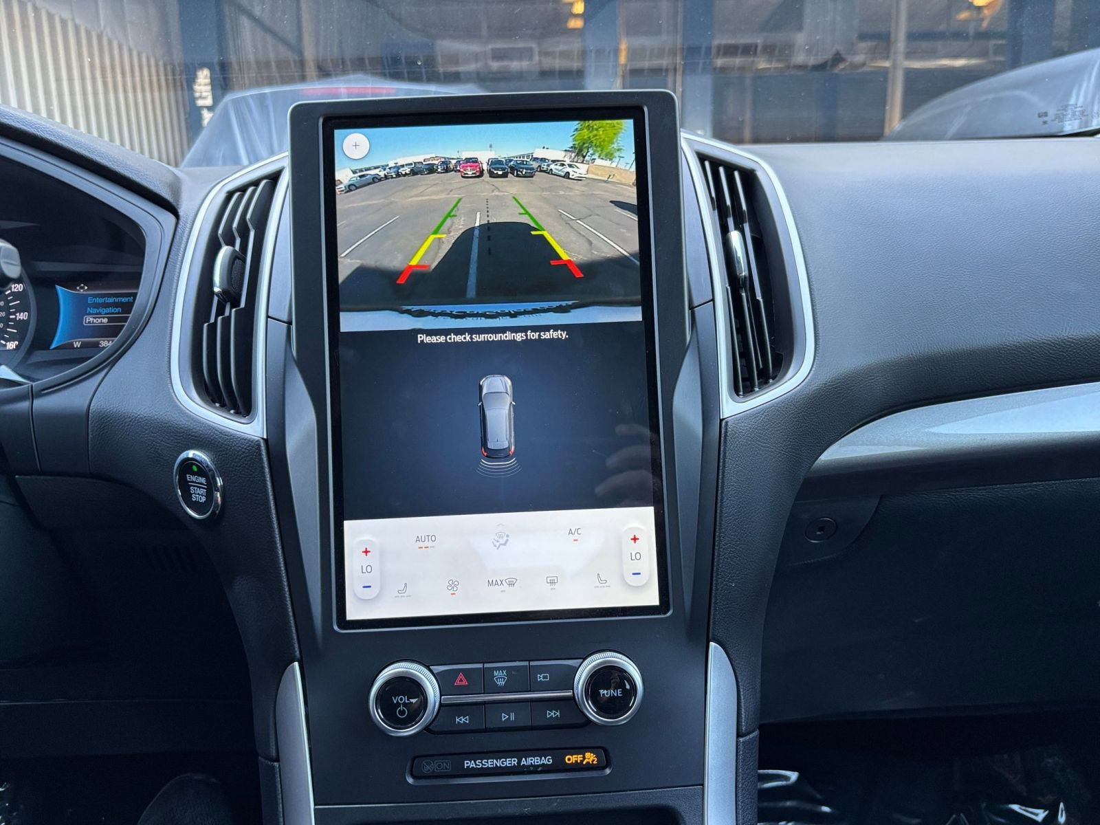 Thumbnail: 2024 Ford Edge - 18