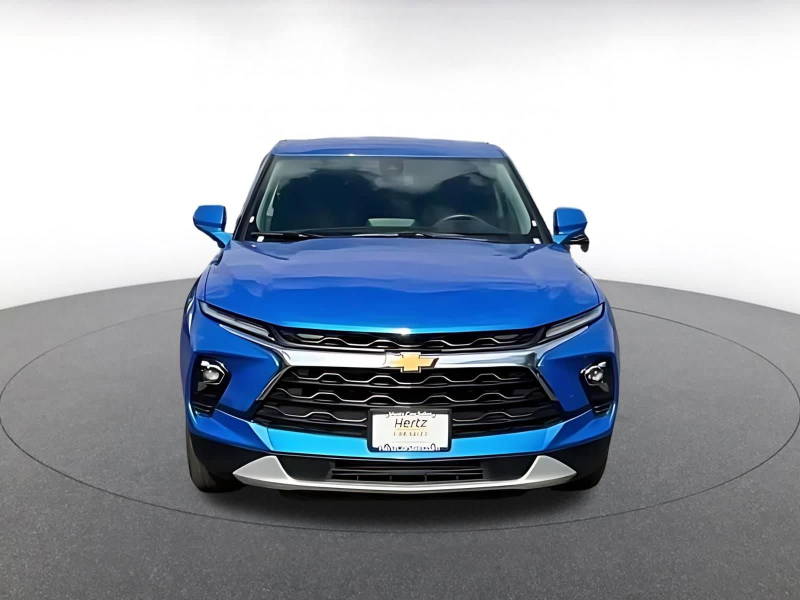 Thumbnail: 2025 Chevrolet Blazer - 4