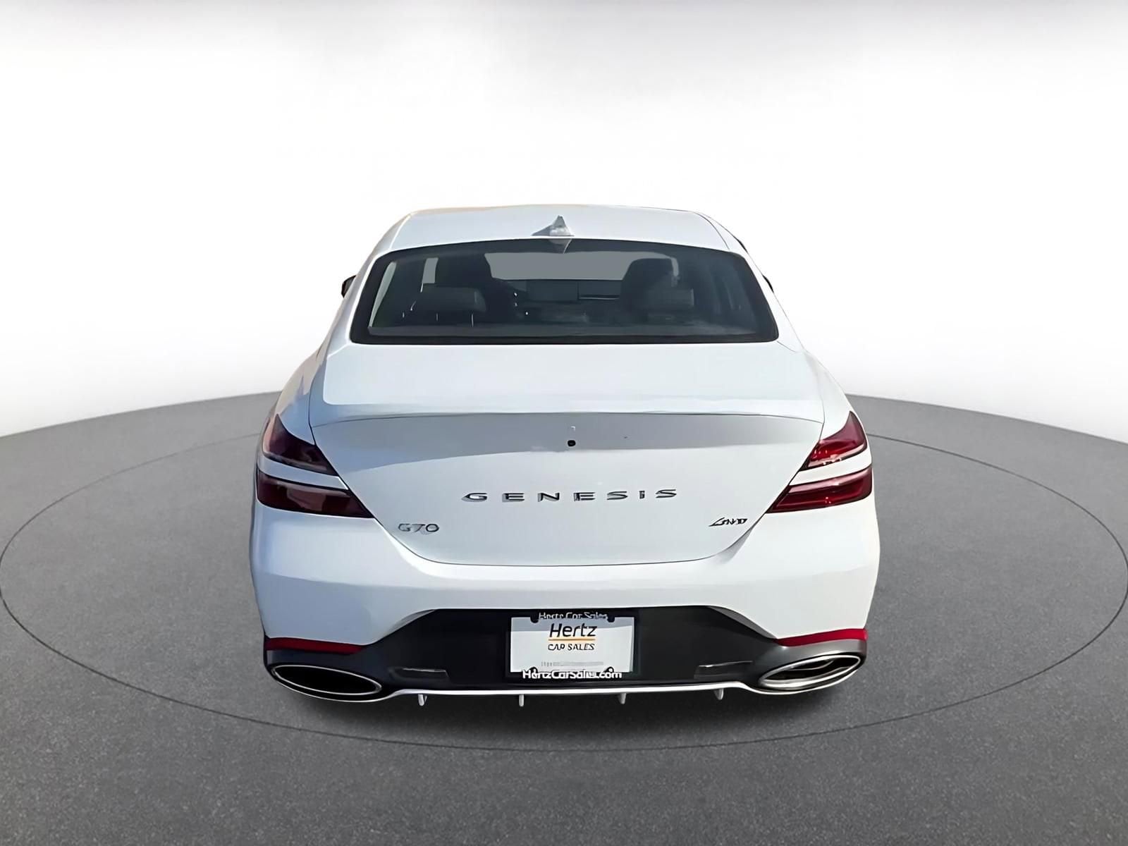 Thumbnail: 2025 Genesis G70 - 12