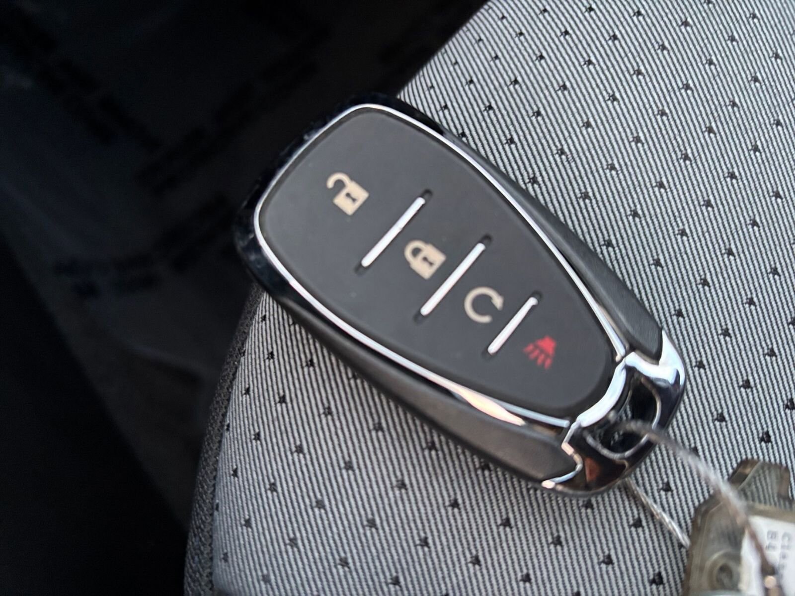 Thumbnail: 2025 Chevrolet Trax - 22