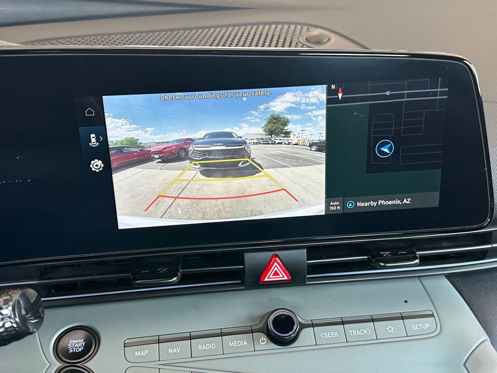 Thumbnail: 2025 Hyundai Elantra - 17