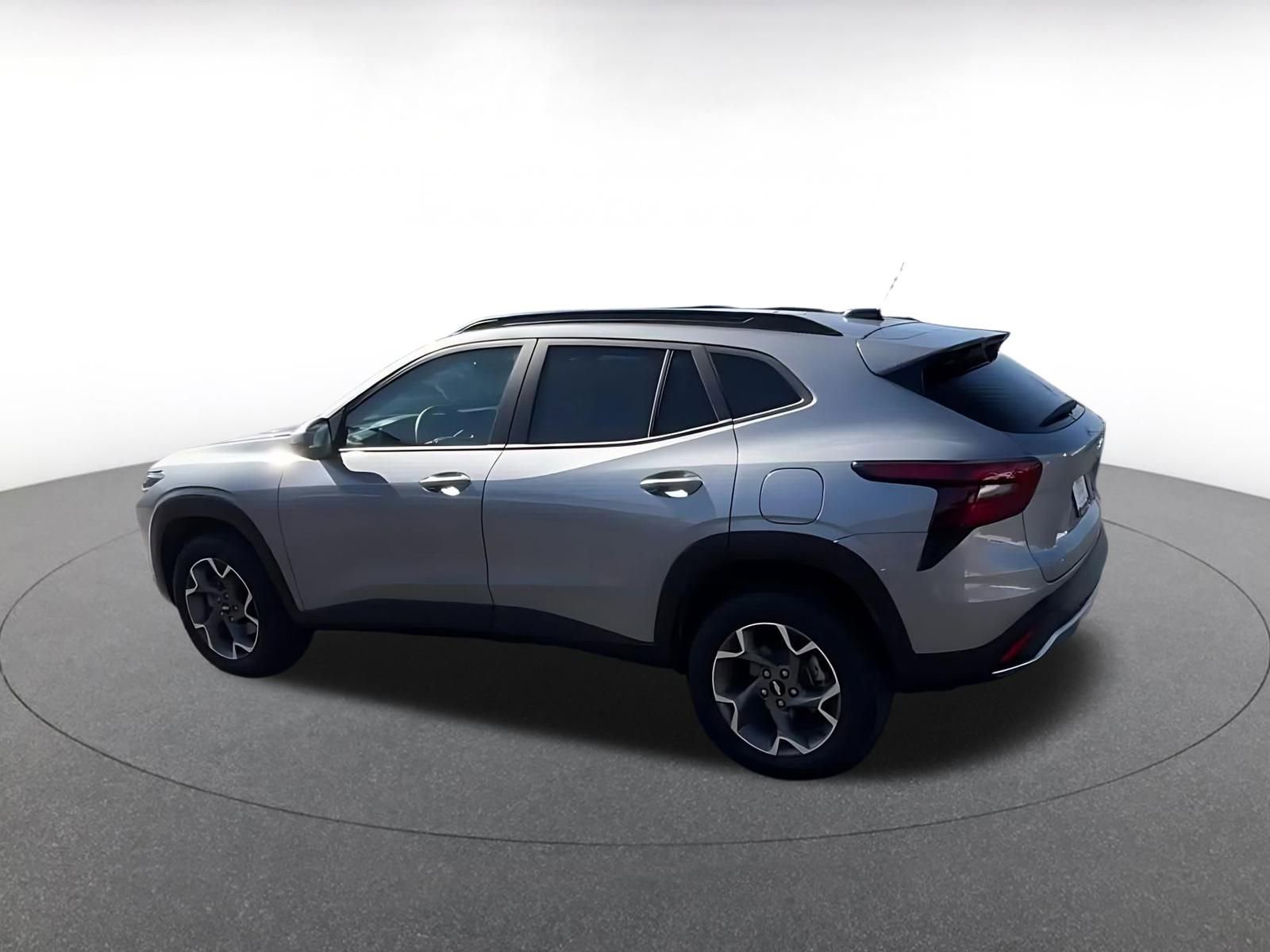 Thumbnail: 2025 Chevrolet Trax - 10