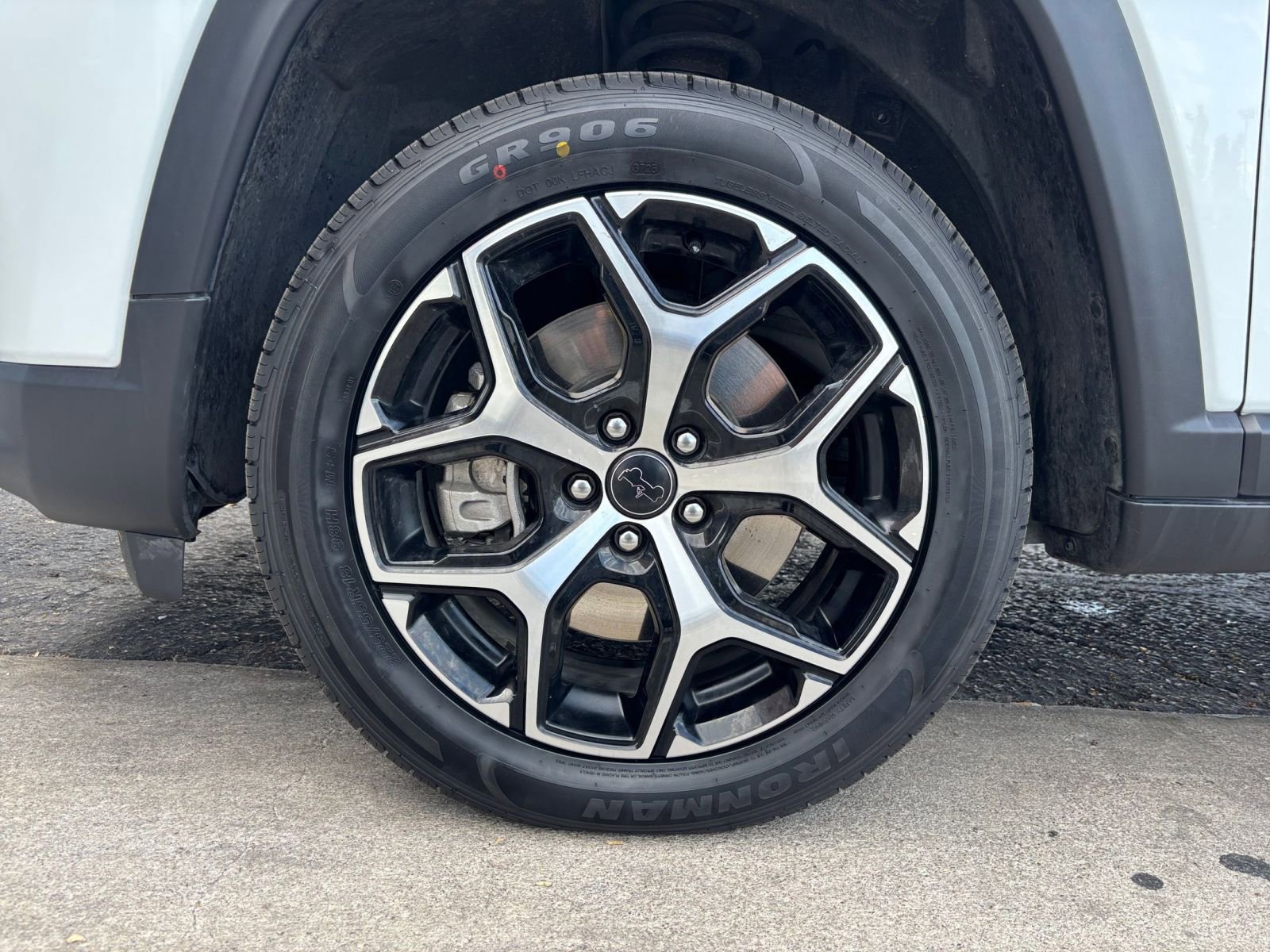 Thumbnail: 2025 Jeep Compass - 31