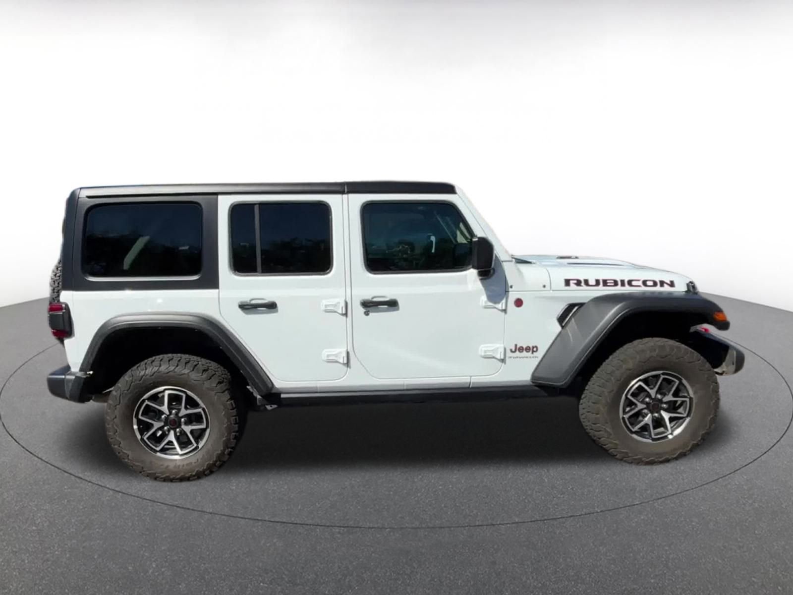 Thumbnail: 2025 Jeep Wrangler - 16