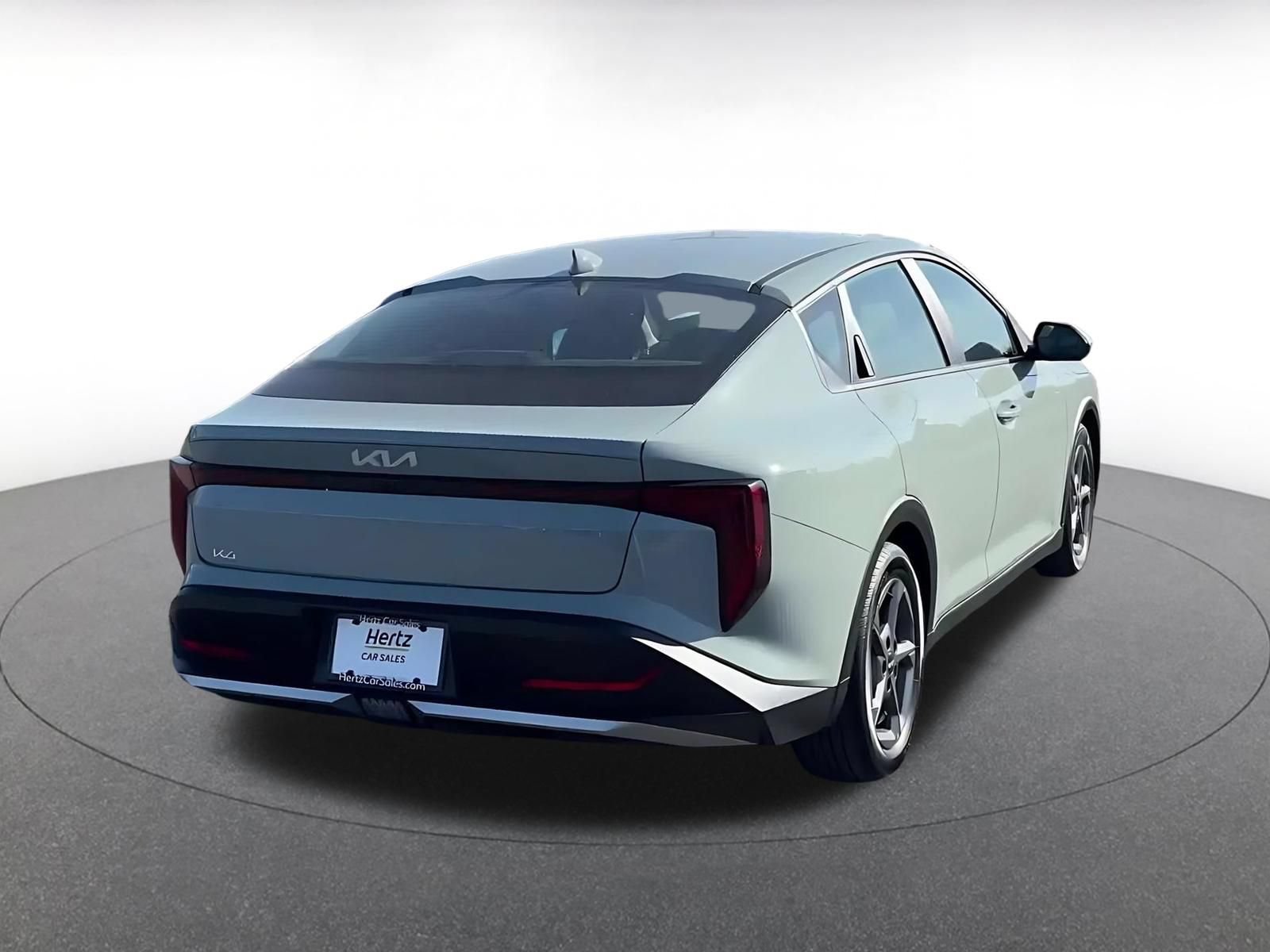 Thumbnail: 2026 Kia K4 - 14