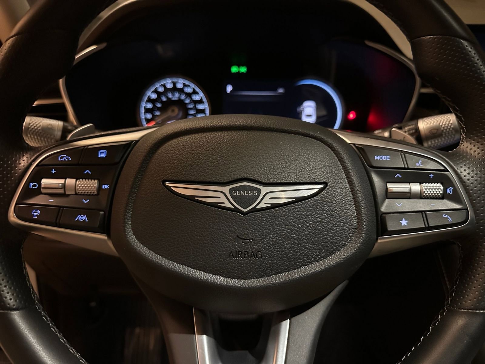 Thumbnail: 2025 Genesis G70 - 29