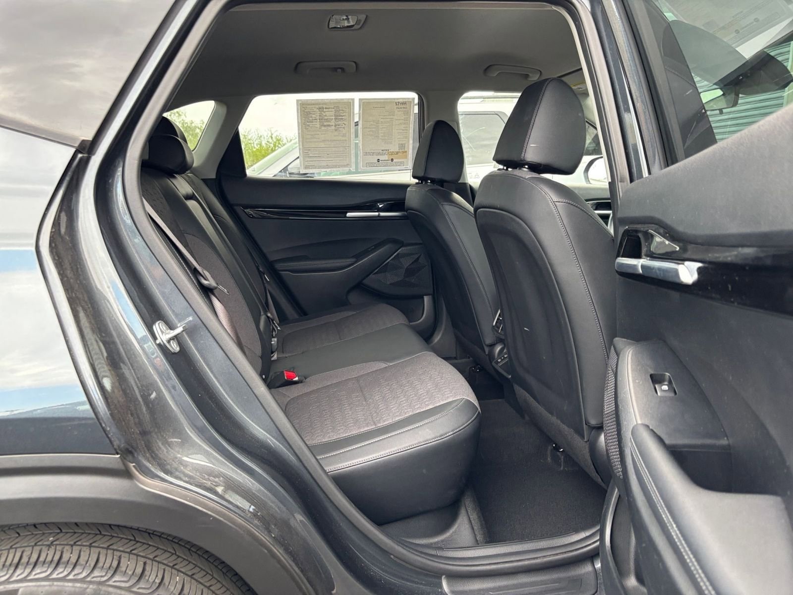 Thumbnail: 2025 Kia Seltos - 25