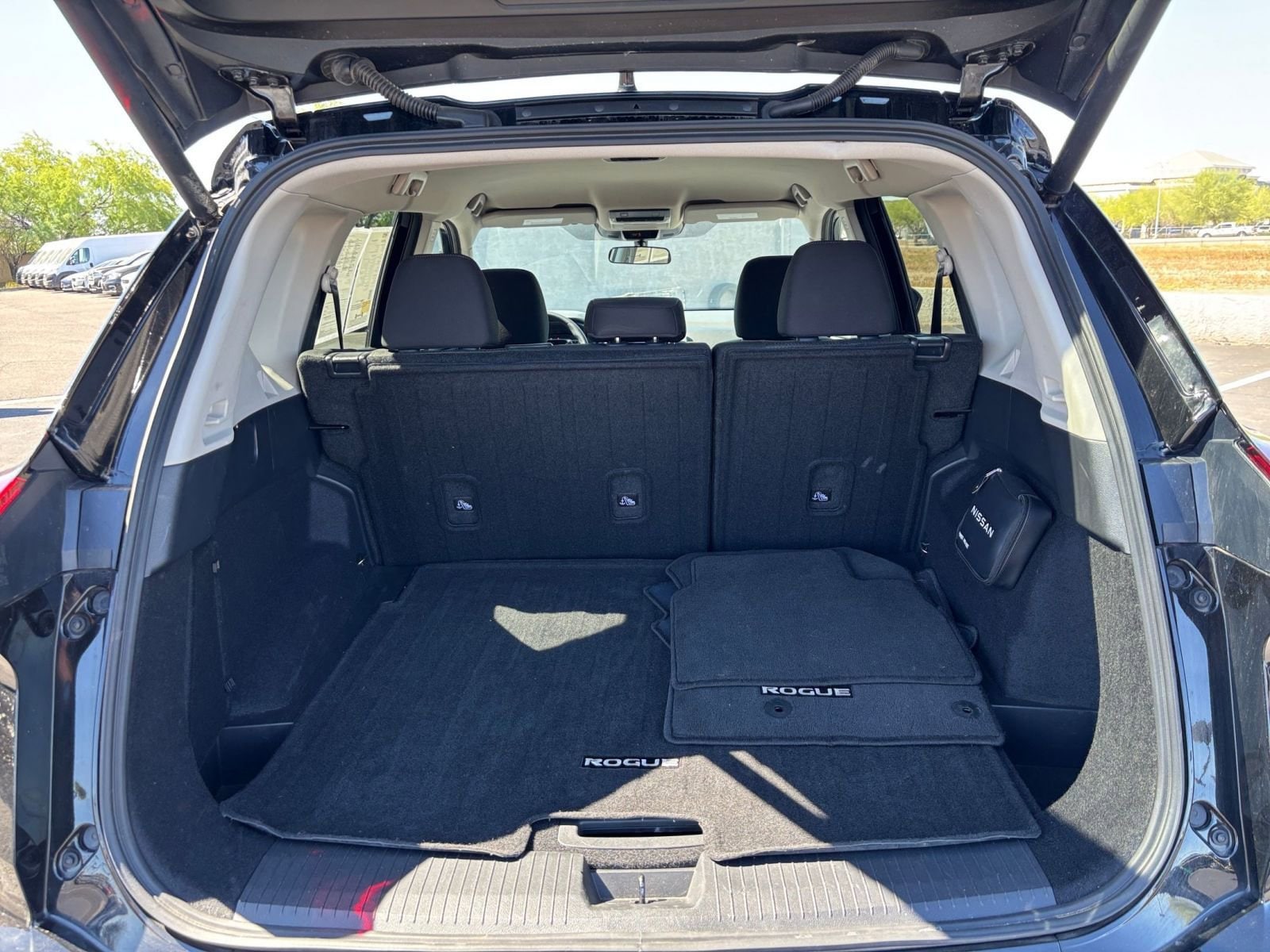 Thumbnail: 2025 Nissan Rogue - 33