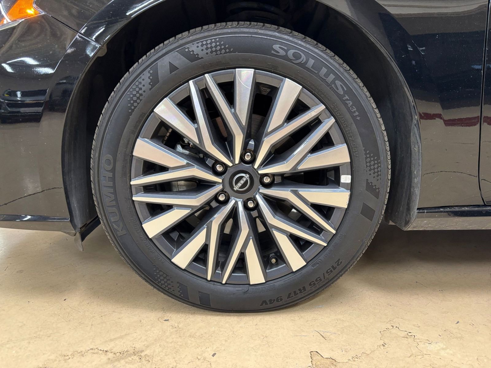 Thumbnail: 2025 Nissan Altima - 30