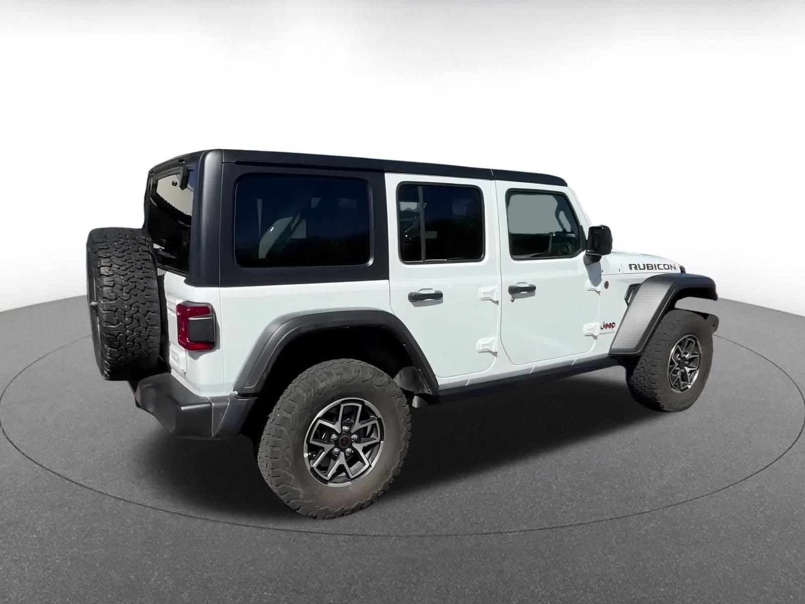 Thumbnail: 2025 Jeep Wrangler - 14