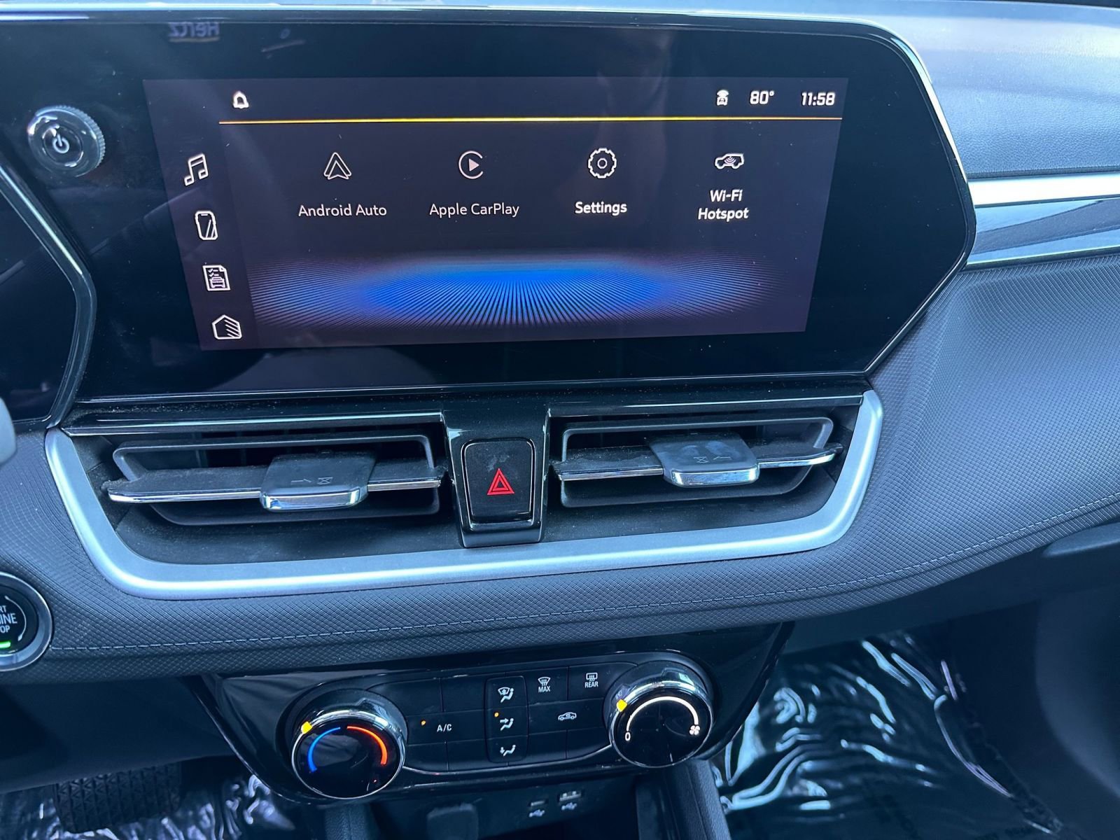 Thumbnail: 2025 Chevrolet TrailBlazer - 18