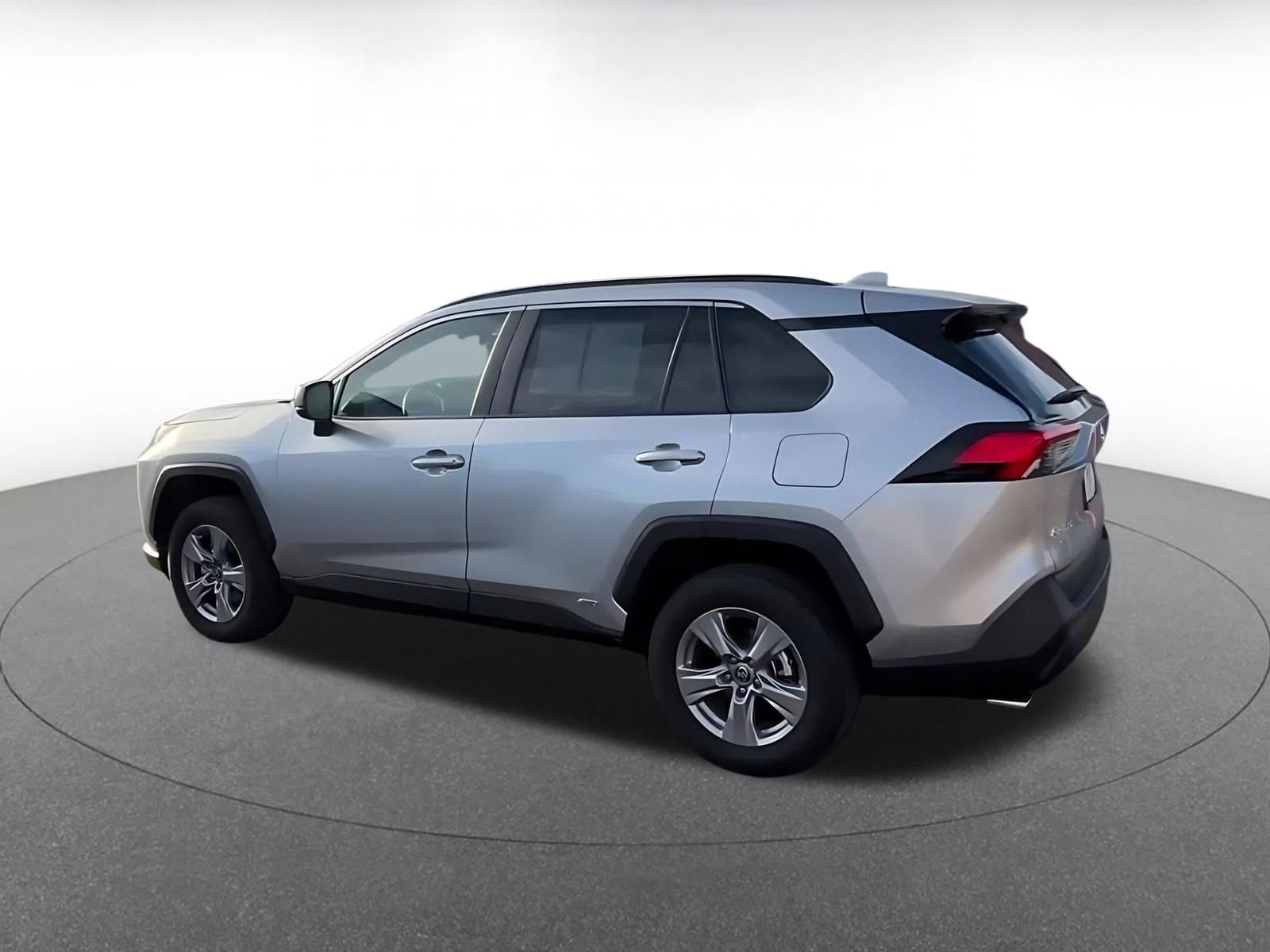 Thumbnail: 2025 Toyota RAV4 - 10