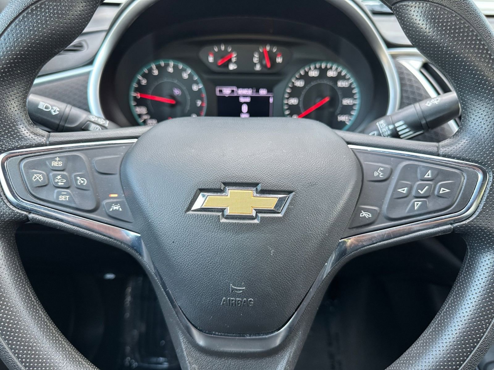 Thumbnail: 2023 Chevrolet Malibu - 28