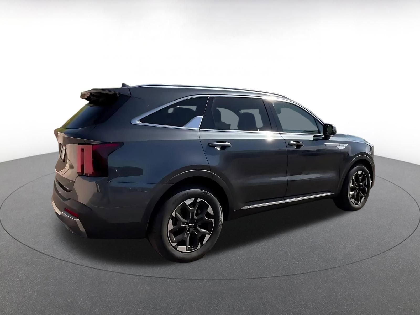 Thumbnail: 2024 Kia Sorento - 15