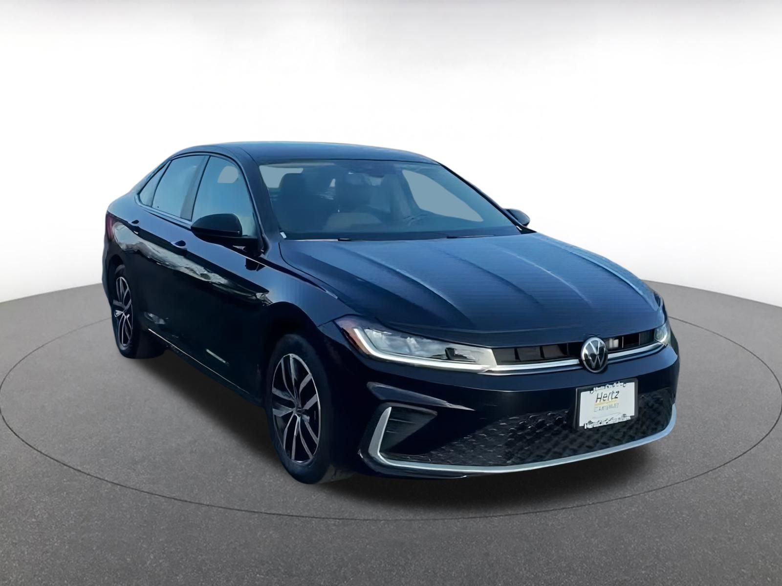 Thumbnail: 2025 Volkswagen Jetta - 3