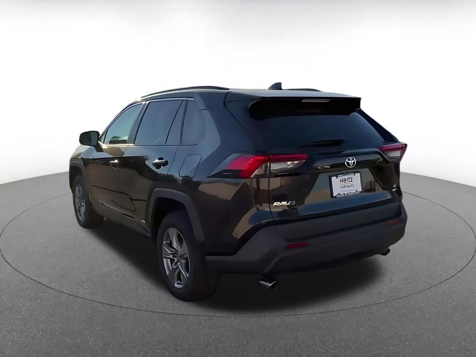 Thumbnail: 2025 Toyota RAV4 - 10