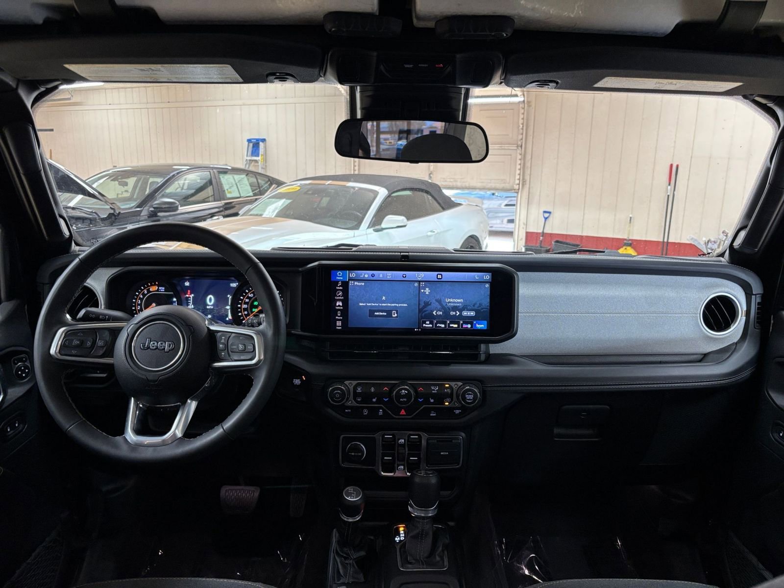 Thumbnail: 2025 Jeep Wrangler - 33