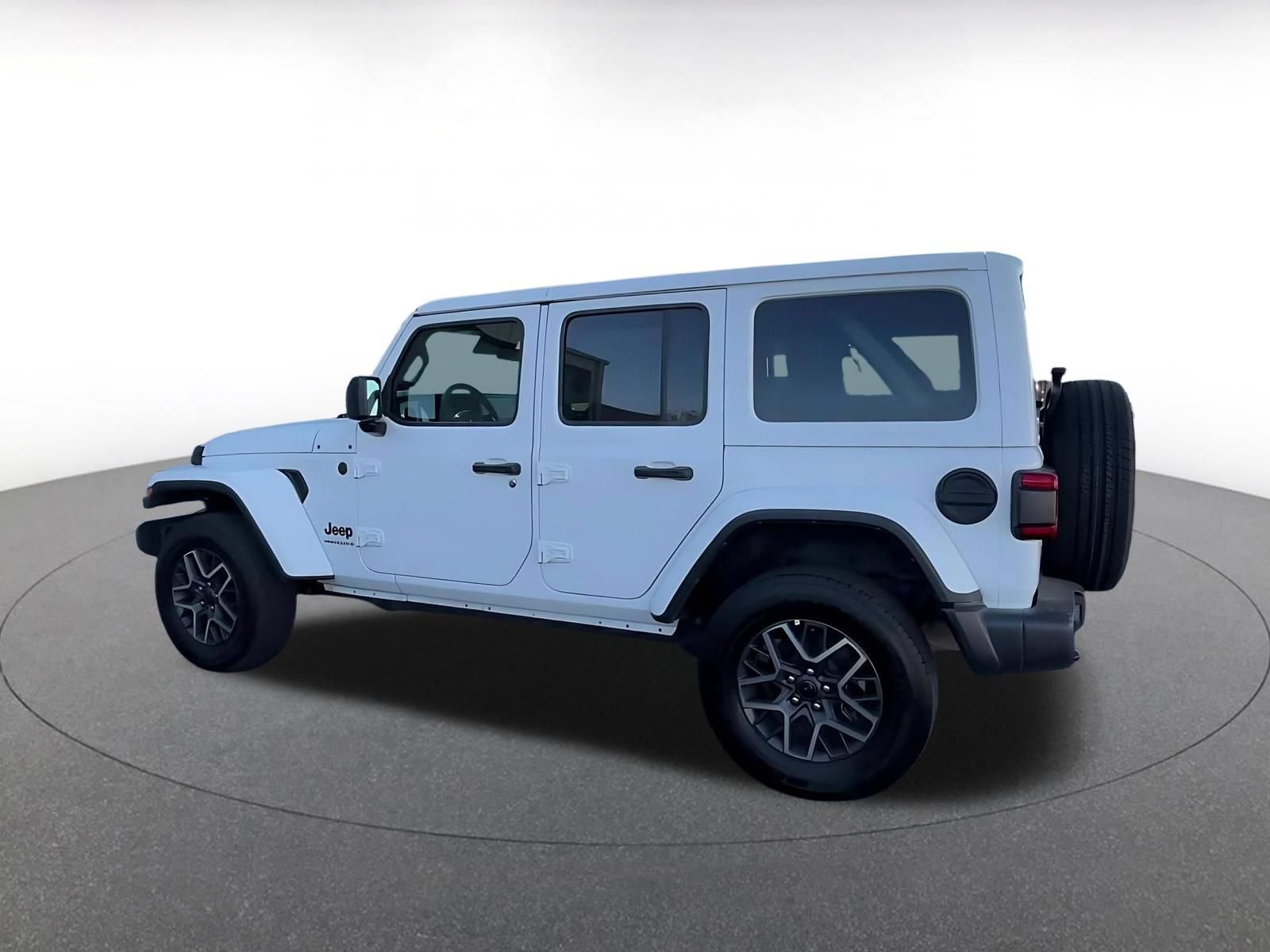 Thumbnail: 2025 Jeep Wrangler - 10
