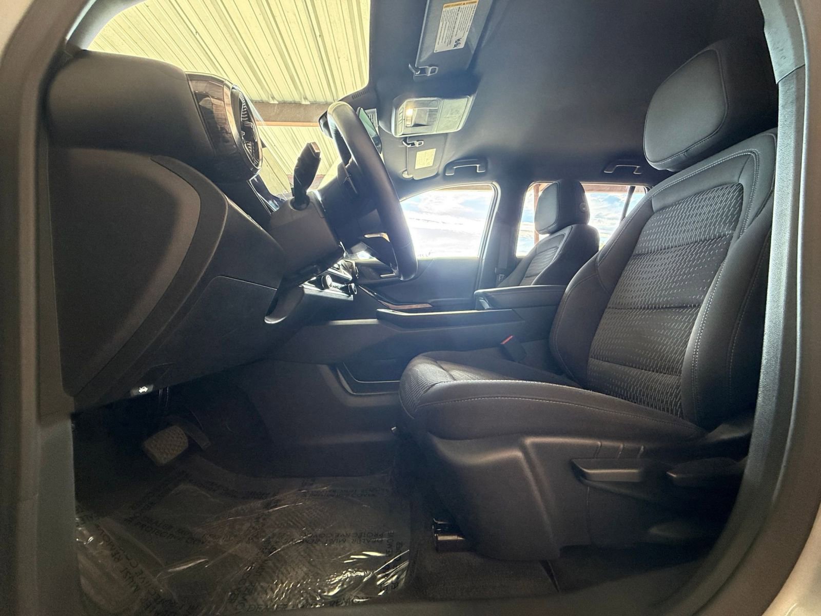 Thumbnail: 2025 Chevrolet Equinox - 28