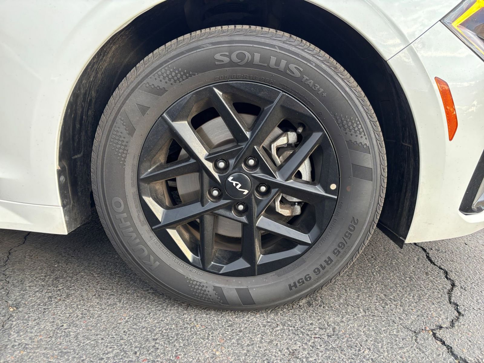 Thumbnail: 2025 Kia K5 - 29