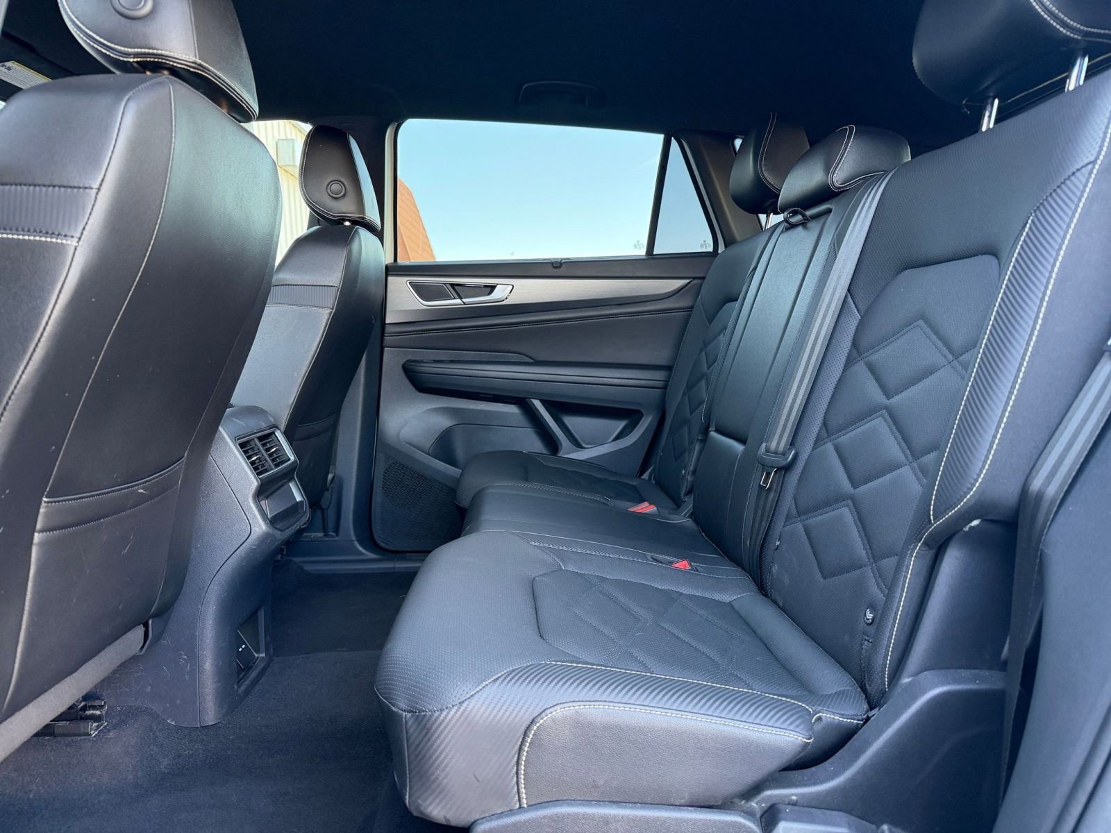 Thumbnail: 2025 Volkswagen Atlas - 28