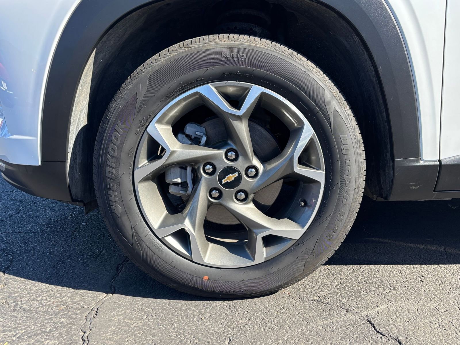 Thumbnail: 2025 Chevrolet Trax - 29