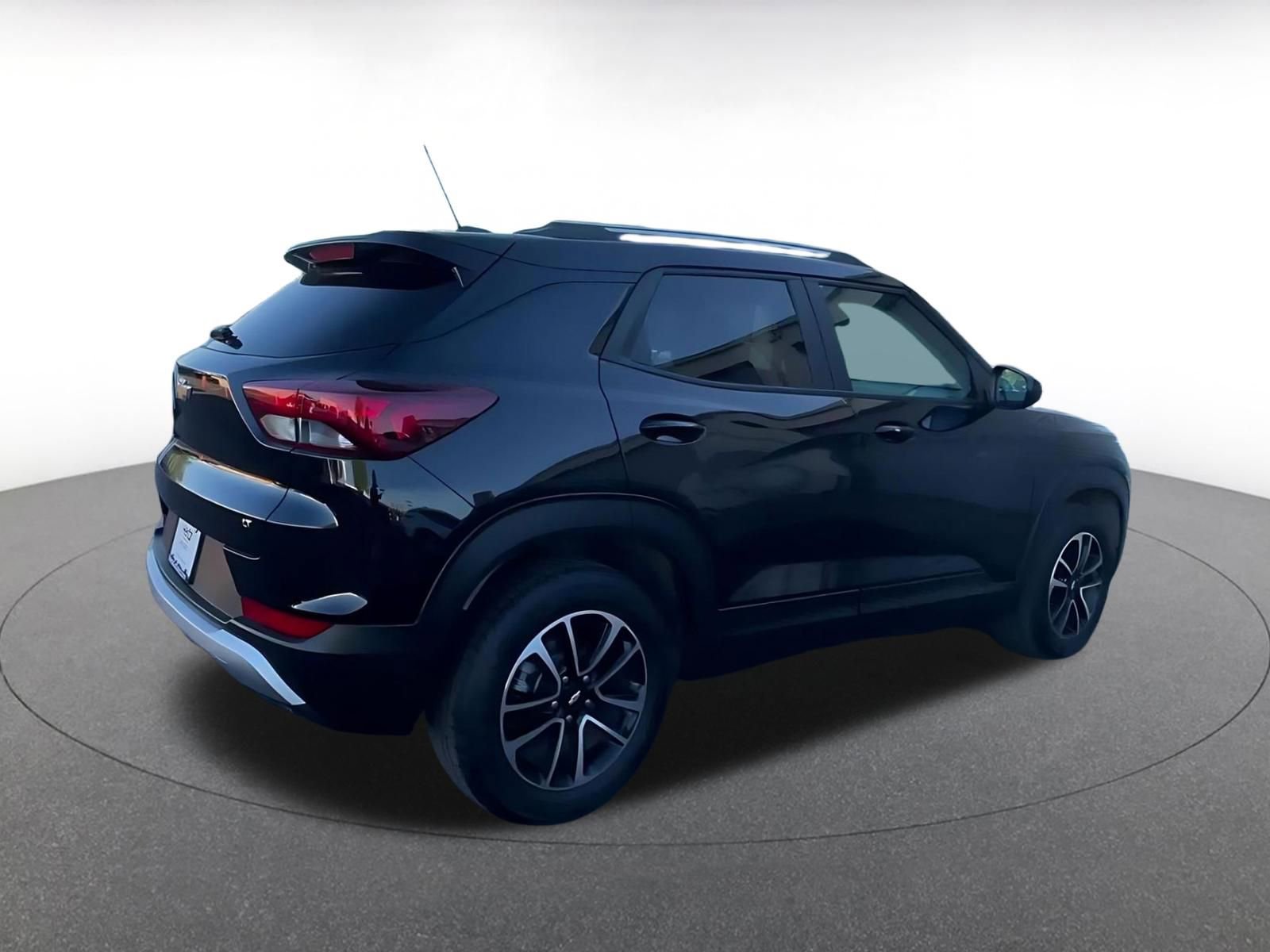 Thumbnail: 2025 Chevrolet TrailBlazer - 14