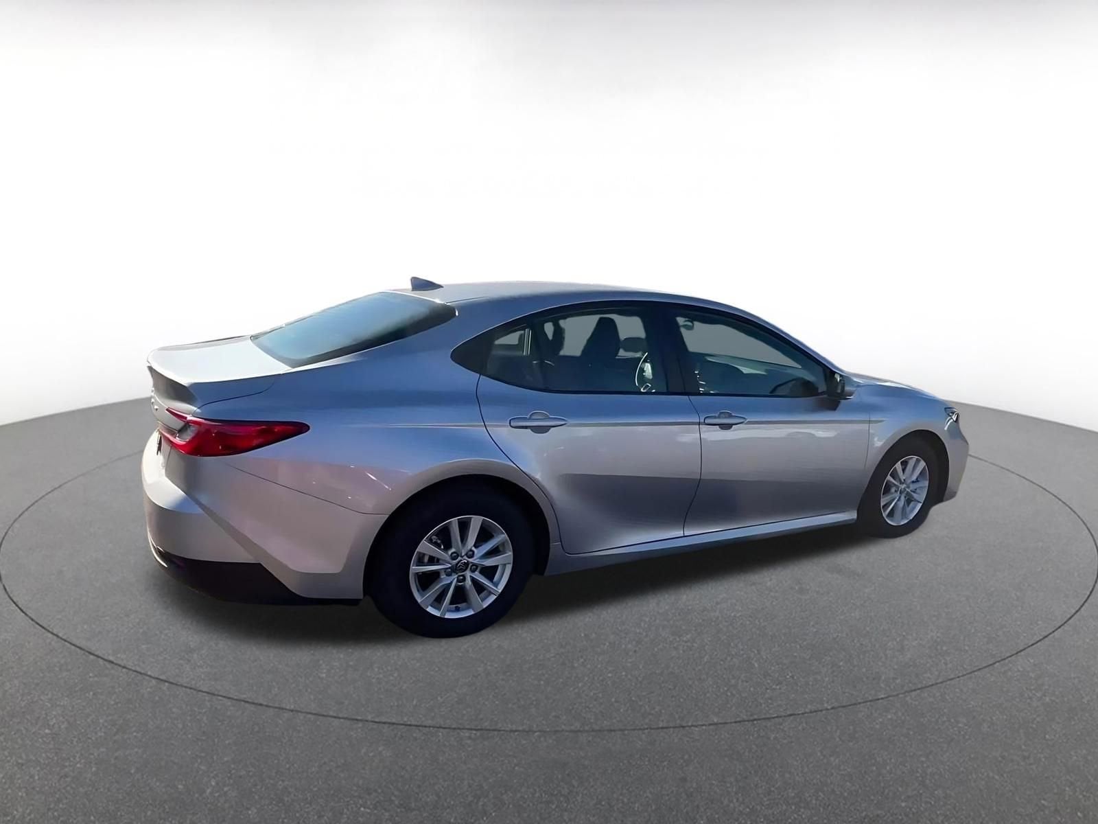 Thumbnail: 2025 Toyota Camry - 15