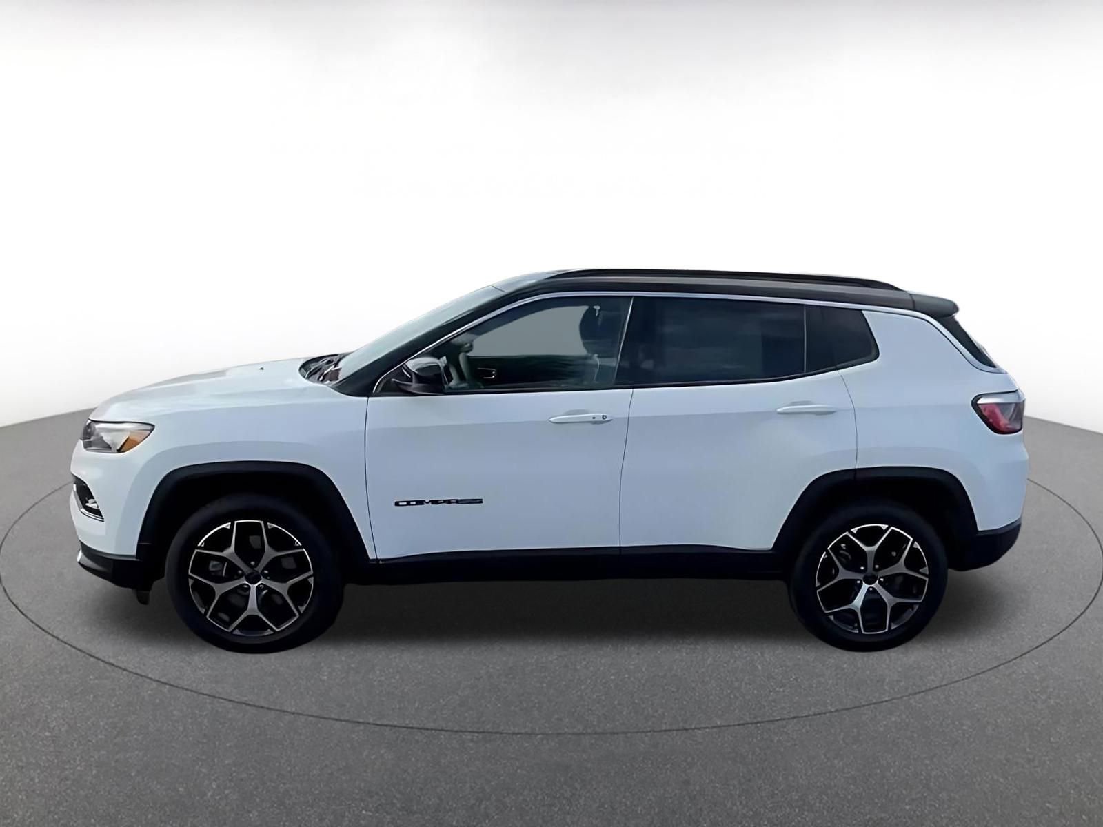 Thumbnail: 2025 Jeep Compass - 9