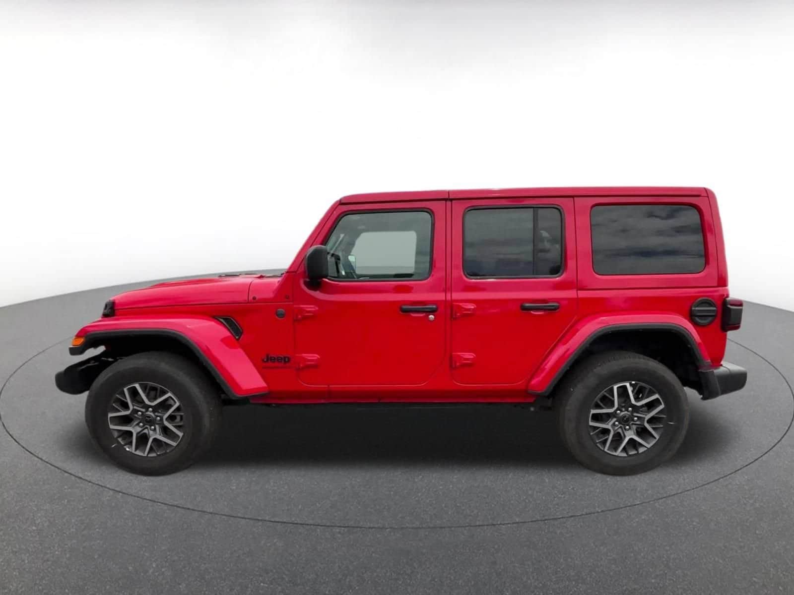 Thumbnail: 2025 Jeep Wrangler - 9